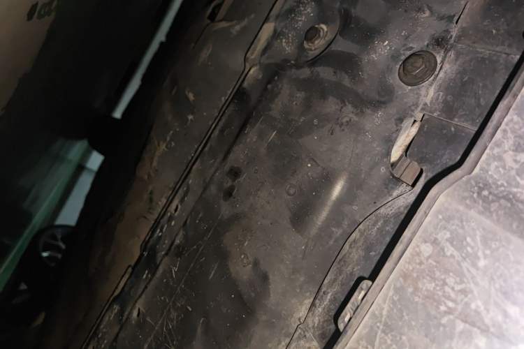 Used Mercedes-Benz M-Class 2012 ML 350 Luxury Edition Chassis Front