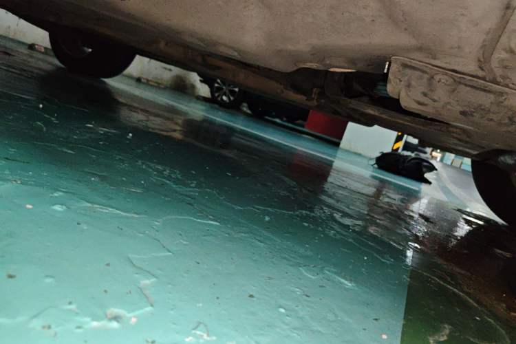 Used Mercedes-Benz M-Class 2012 ML 300 Chassis Front Right