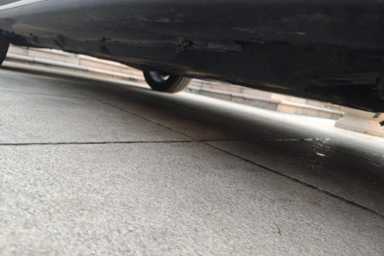 Used Mercedes-Benz M-Class 2012 ML 350 Sport Edition Chassis Front Right