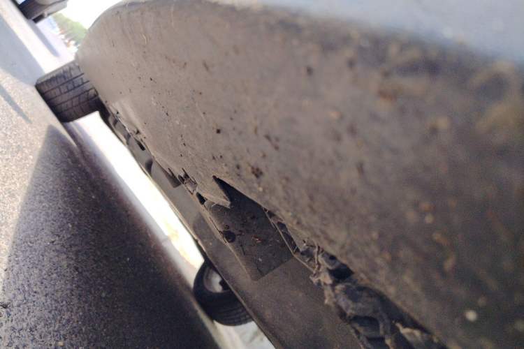 Used Mercedes-Benz M-Class 2012 ML 300 Chassis Front Right