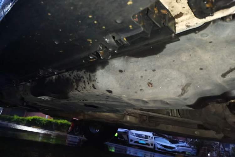 Used Mercedes-Benz M-Class 2012 ML 300 Chassis Front Right