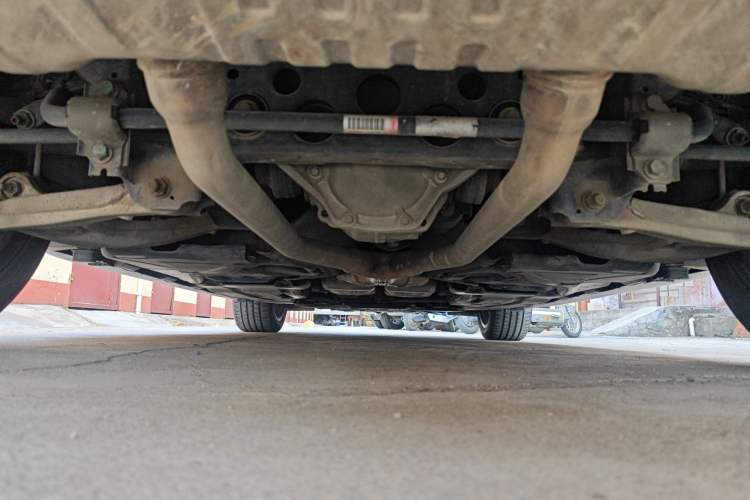 Used Mercedes-Benz M-Class 2012 ML 350 Luxury Edition Chassis Rear