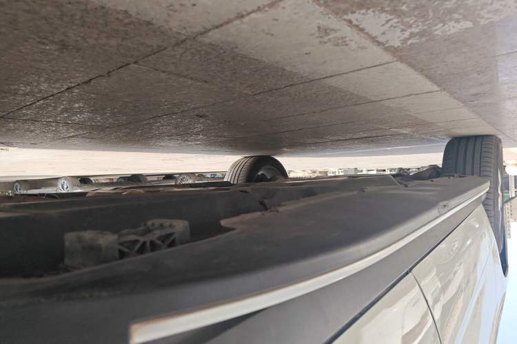Used Mercedes-Benz M-Class 2012 ML 350 Luxury Edition Chassis Rear Left
