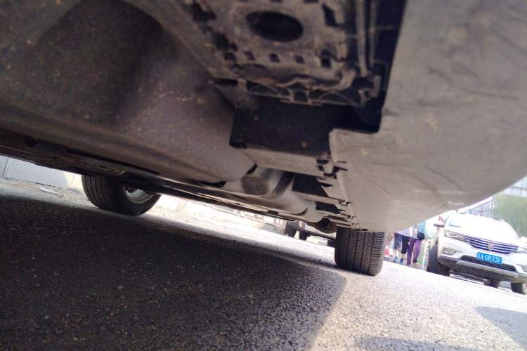 Used Mercedes-Benz M-Class 2012 ML 300 Chassis Rear Right