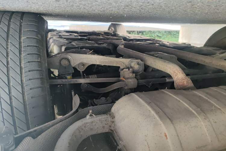 Used Mercedes-Benz M-Class 2012 ML 350 Luxury Edition Chassis Rear Right