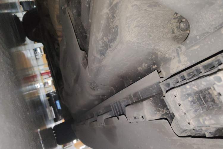 Used Mercedes-Benz M-Class 2012 ML 350 Sport Edition Chassis Rear Right