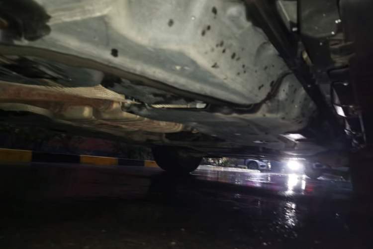 Used Mercedes-Benz M-Class 2012 ML 300 Chassis Rear Right