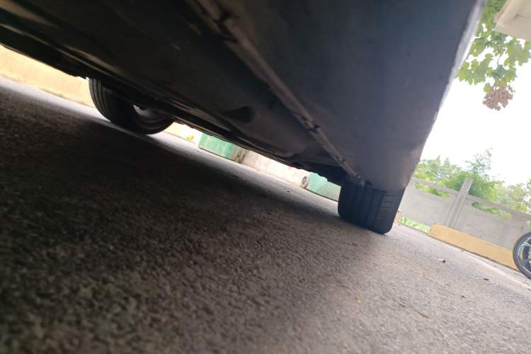 Used Mercedes-Benz M-Class 2012 ML 350 Luxury Edition Chassis Rear Right