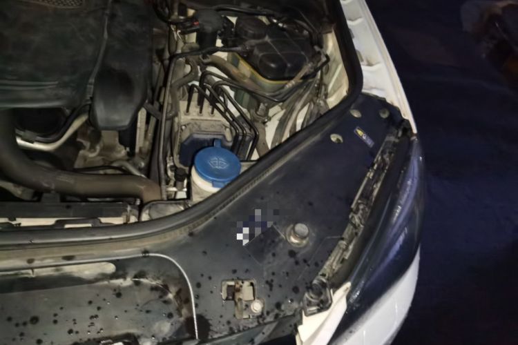 Used Mercedes-Benz M-Class 2012 ML 300 Engine Bay Left