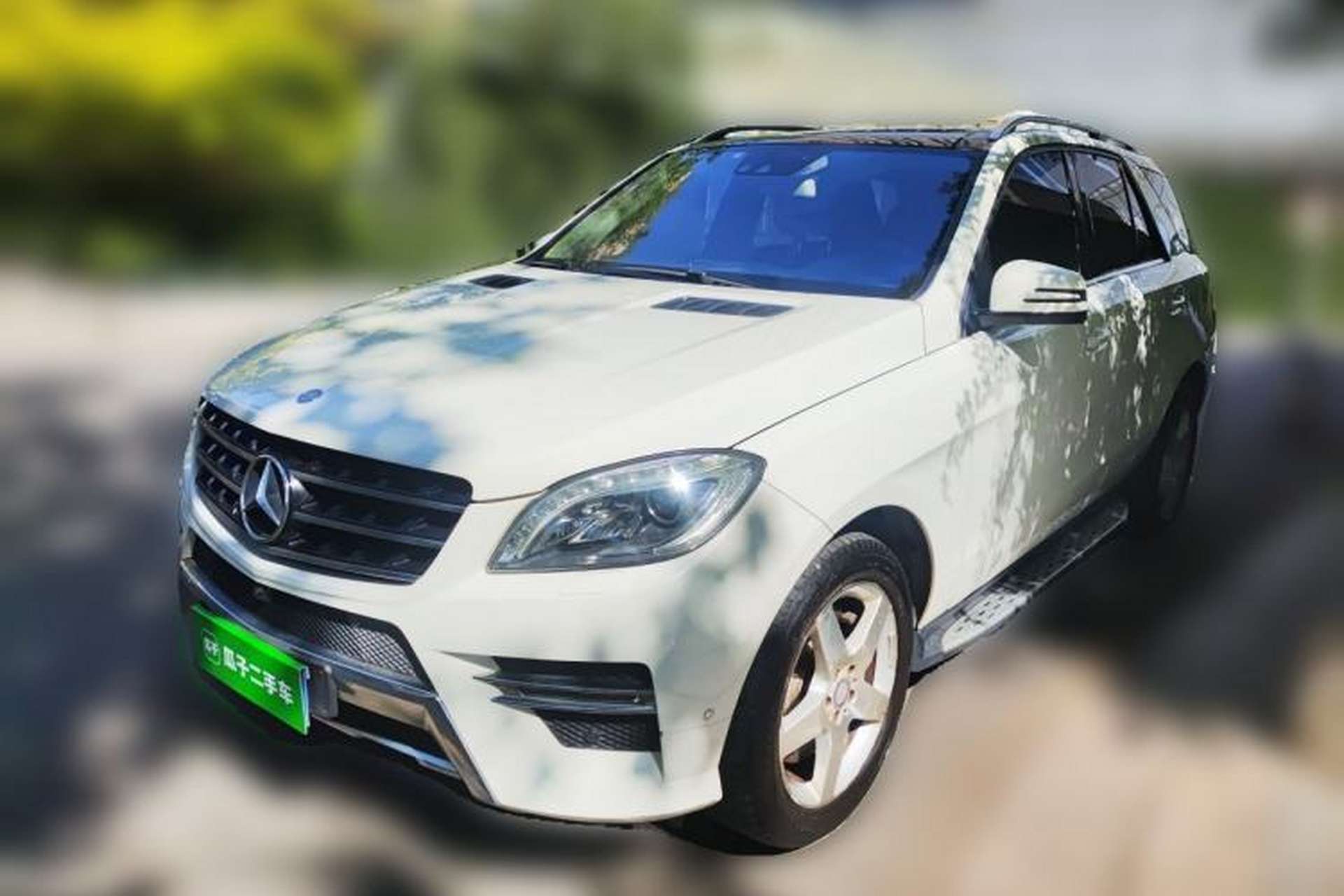Used Mercedes-Benz M-Class 2012 ML 350 Luxury Edition Front Left 45 Deg