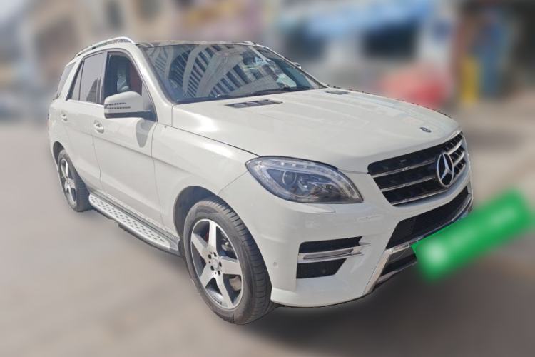 Used Mercedes-Benz M-Class 2012 ML 350 Luxury Edition Front Right 45 Deg