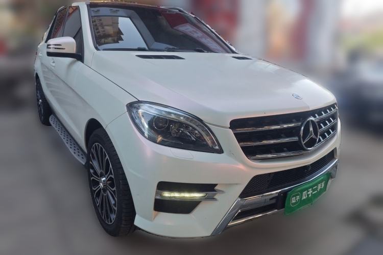 Used Mercedes-Benz M-Class 2012 ML 350 Sport Edition Front Right 45 Deg