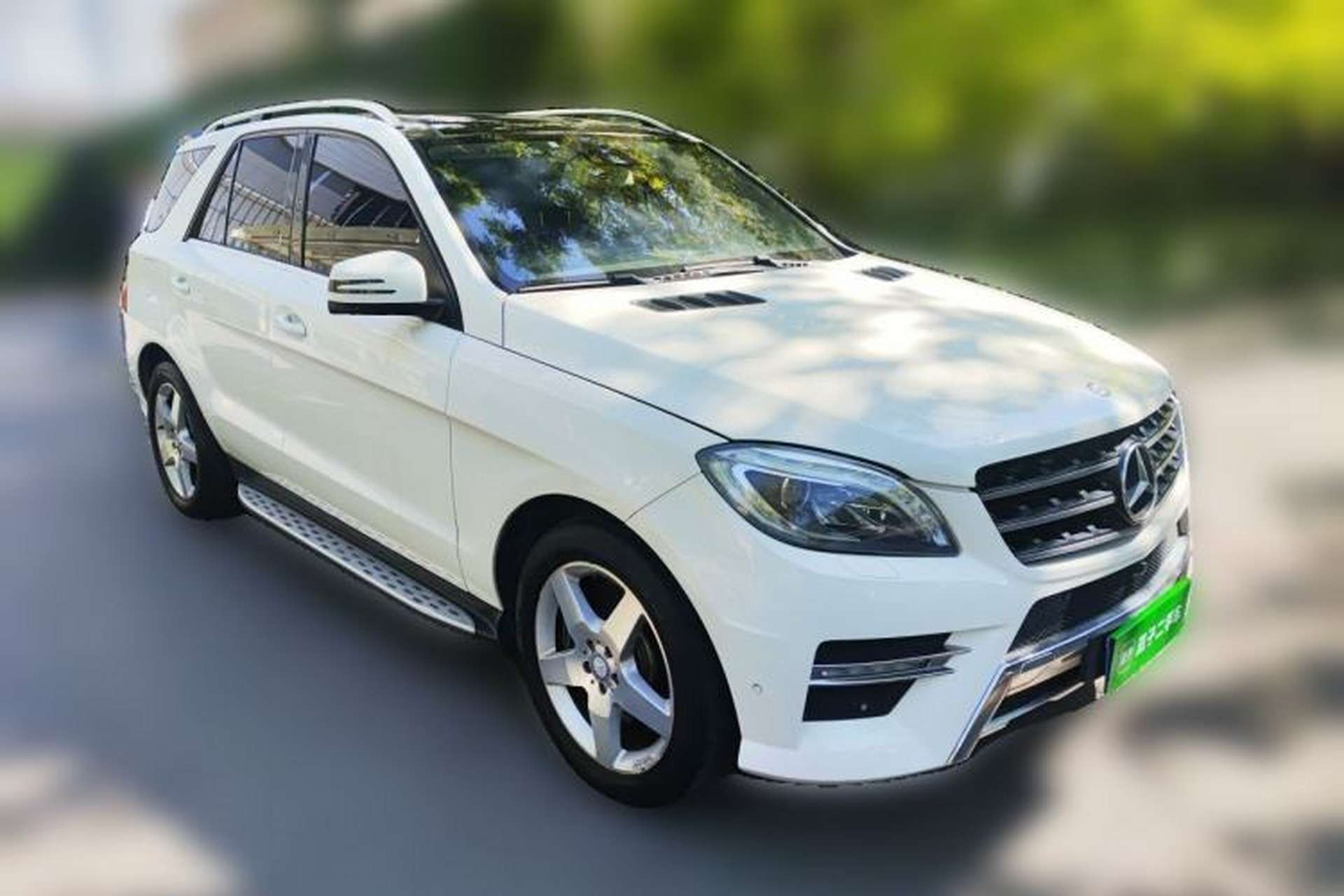 Used Mercedes-Benz M-Class 2012 ML 350 Luxury Edition Front Right 45 Deg