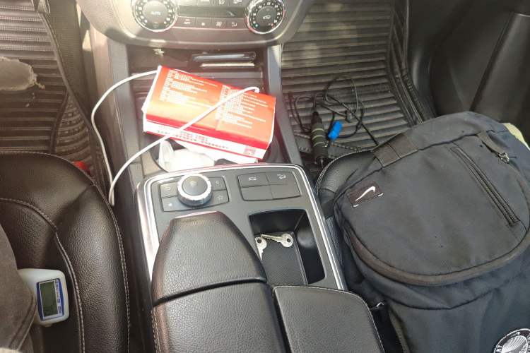Used Mercedes-Benz M-Class 2012 ML 300 Gear Lever