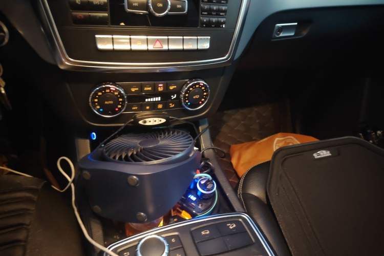 Used Mercedes-Benz M-Class 2012 ML 300 Gear Lever