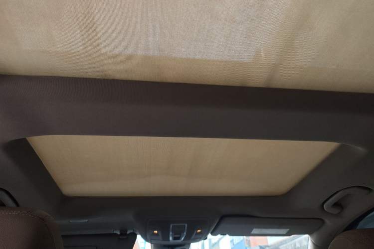 Used Mercedes-Benz M-Class 2012 ML 350 Sport Edition Headliner