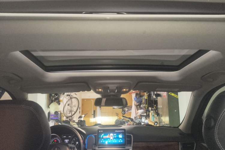 Used Mercedes-Benz M-Class 2012 ML 350 Sport Edition Headliner