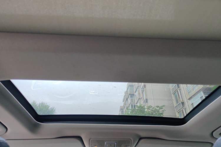 Used Mercedes-Benz M-Class 2012 ML 350 Sport Edition Headliner