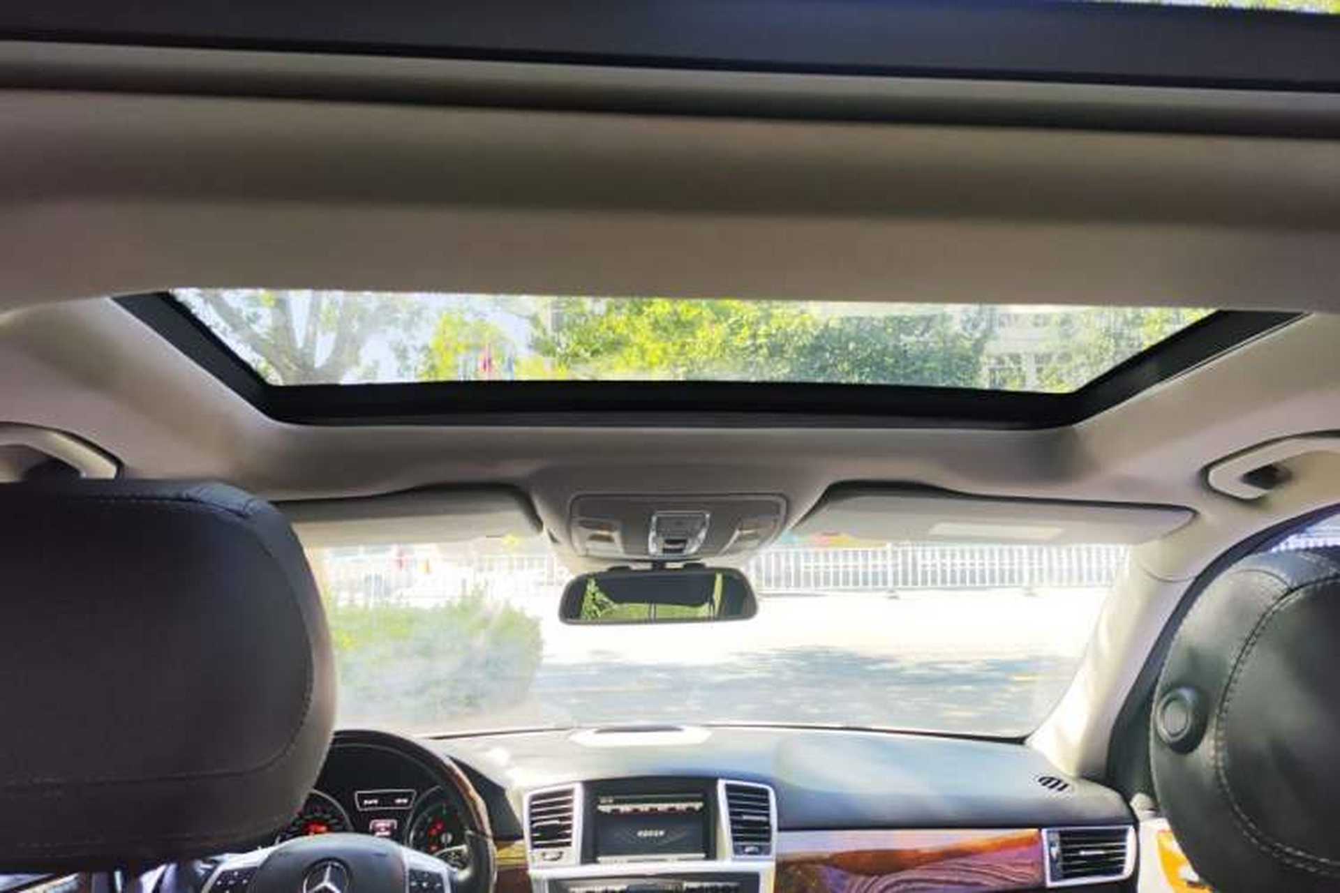 Used Mercedes-Benz M-Class 2012 ML 350 Luxury Edition Headliner