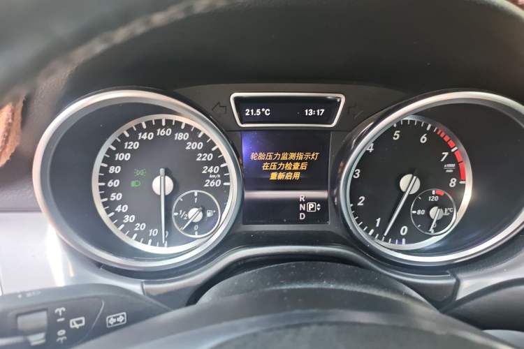 Used Mercedes-Benz M-Class 2012 ML 300 Instrument Cluster