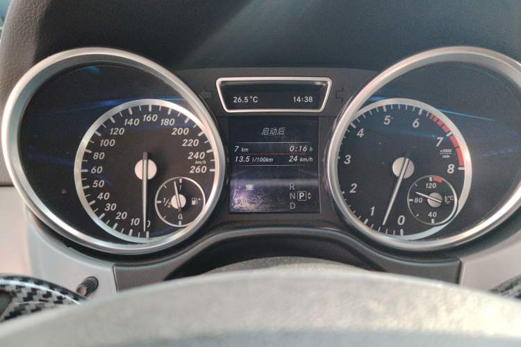 Used Mercedes-Benz M-Class 2012 ML 300 Instrument Cluster