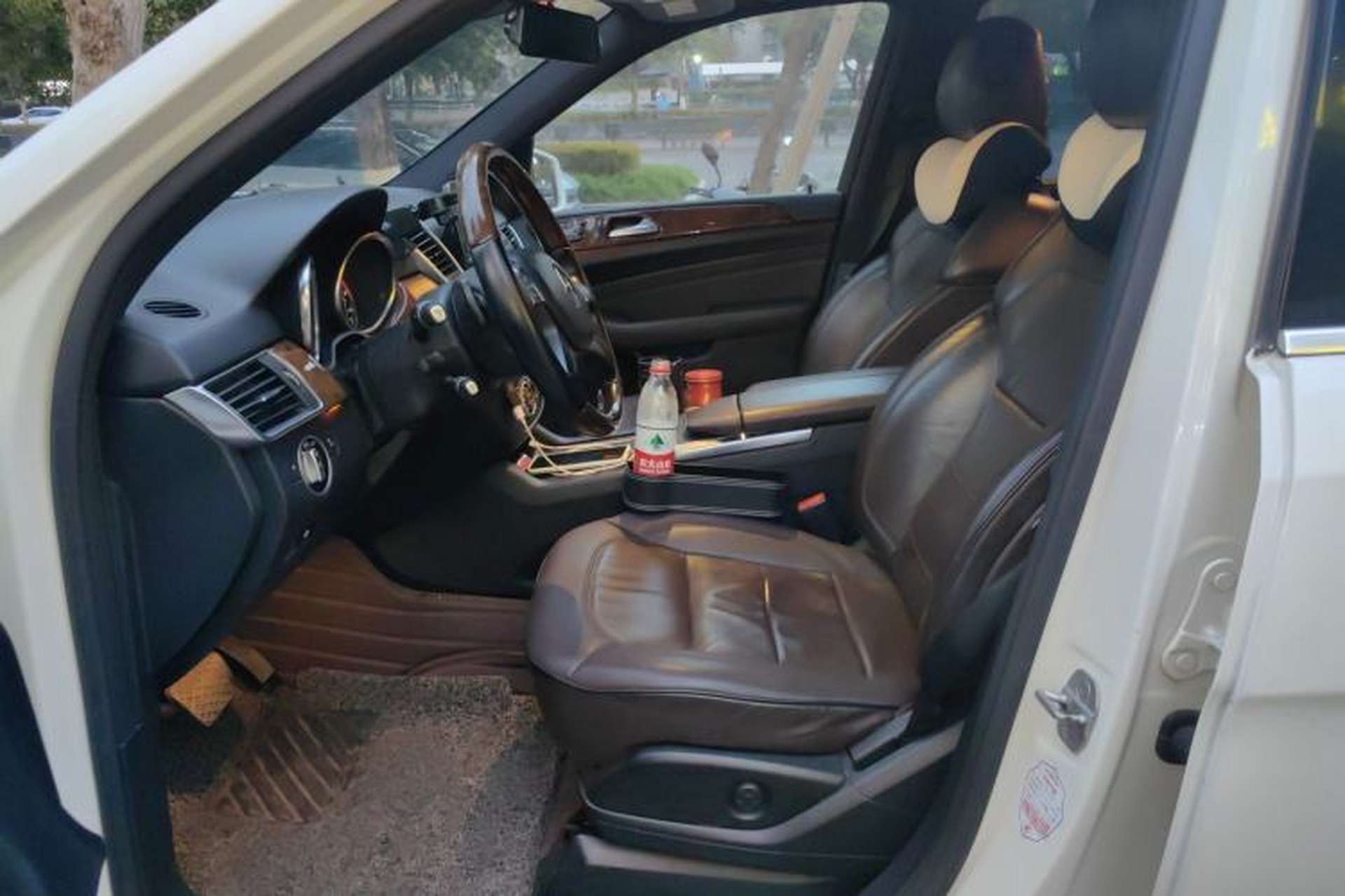 Used Mercedes-Benz M-Class 2012 ML 350 Luxury Edition Left Front Seat