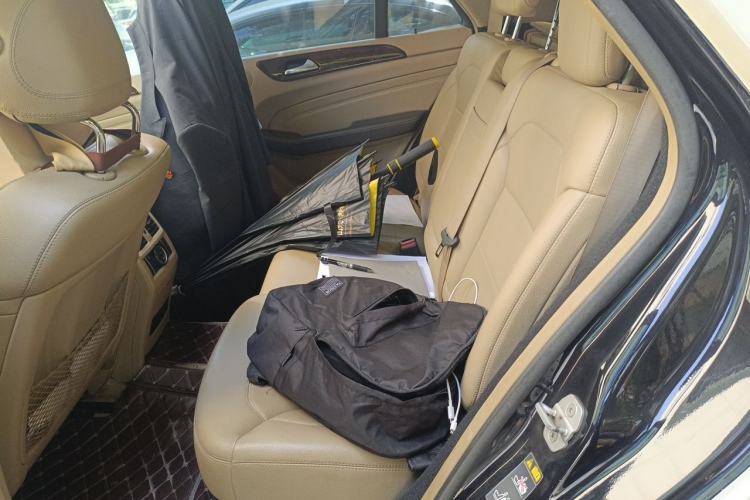 Used Mercedes-Benz M-Class 2012 ML 350 Sport Edition Left Rear Seat