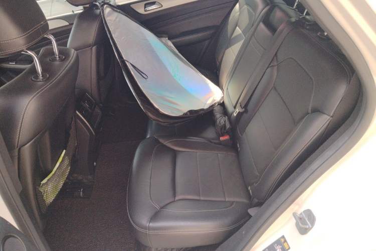 Used Mercedes-Benz M-Class 2012 ML 300 Left Rear Seat