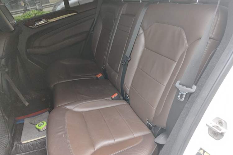 Used Mercedes-Benz M-Class 2012 ML 350 Luxury Edition Left Rear Seat