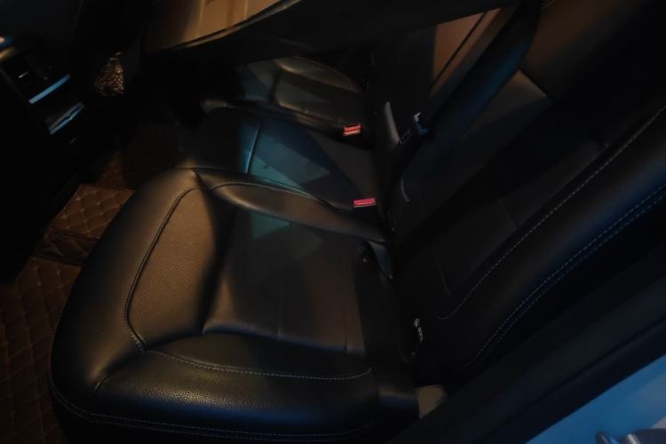 Used Mercedes-Benz M-Class 2012 ML 300 Left Rear Seat