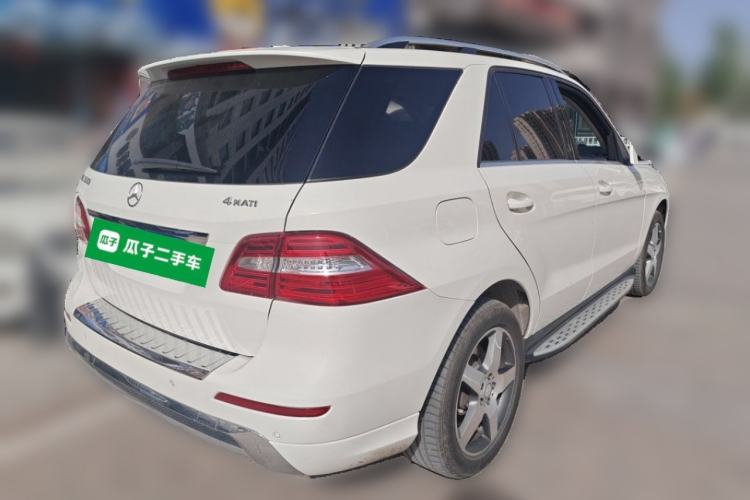 Used Mercedes-Benz M-Class 2012 ML 350 Luxury Edition Rear Right 45 Deg