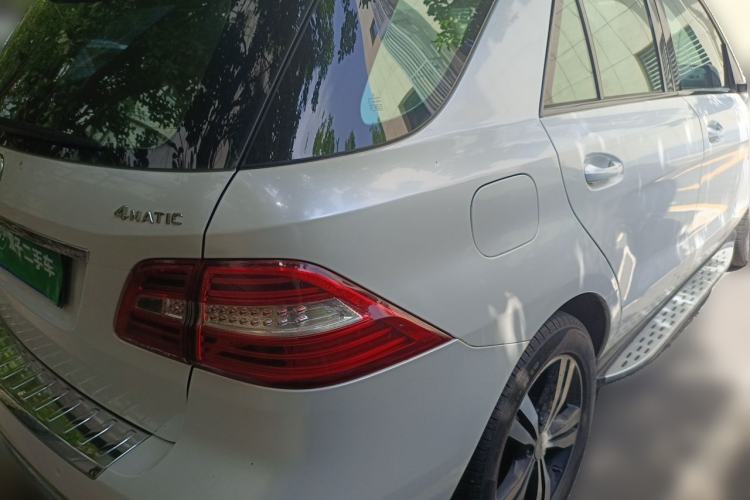 Used Mercedes-Benz M-Class 2012 ML 350 Sport Edition Rear Right 45 Deg