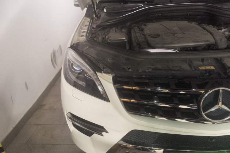 Used Mercedes-Benz M-Class 2012 ML 350 Sport Edition Right Front Headlight