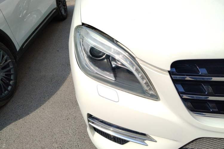 Used Mercedes-Benz M-Class 2012 ML 300 Right Front Headlight