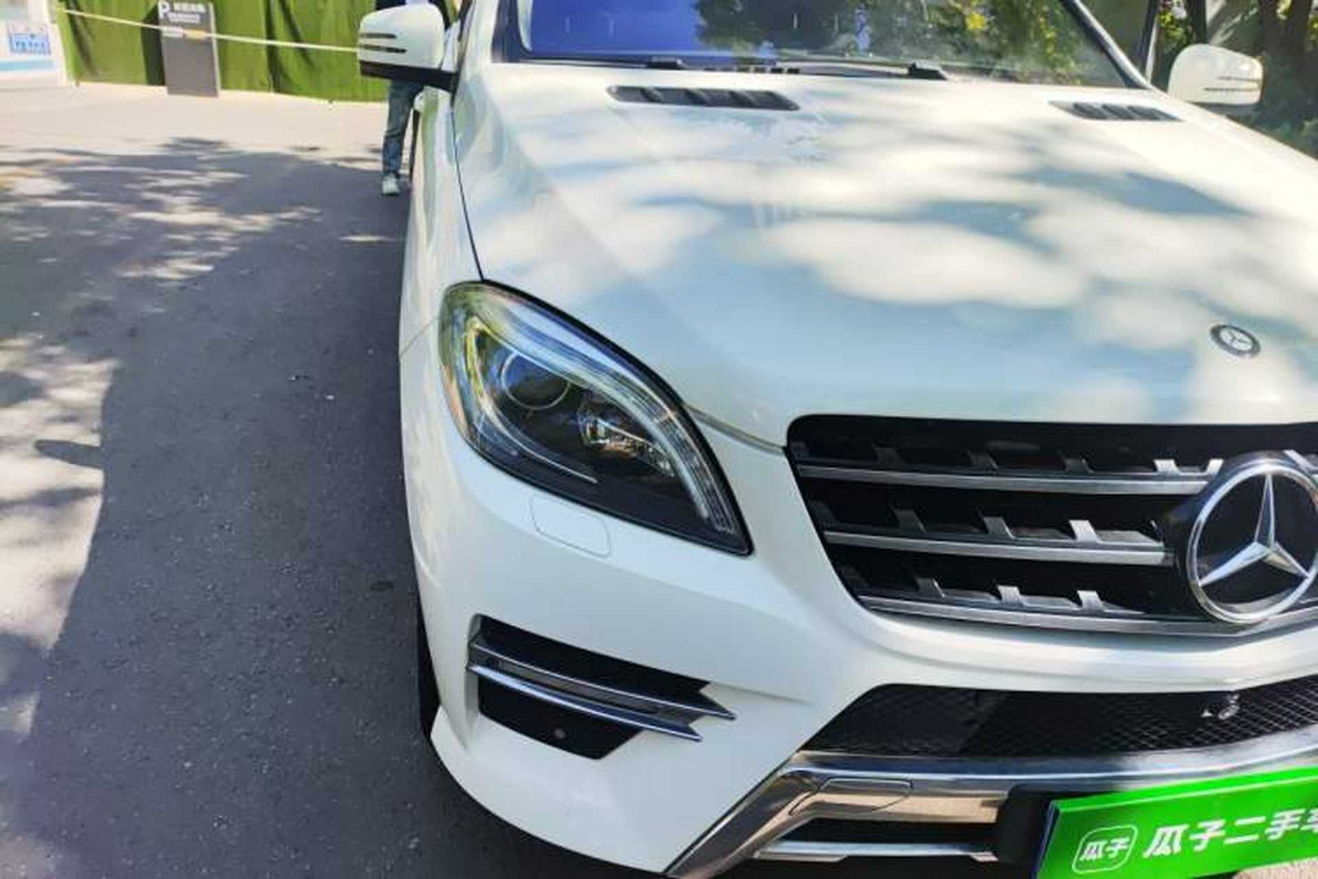 Used Mercedes-Benz M-Class 2012 ML 350 Luxury Edition Right Front Headlight