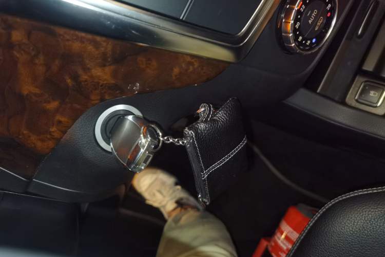 Used Mercedes-Benz M-Class 2012 ML 350 Luxury Edition Vehicle Key