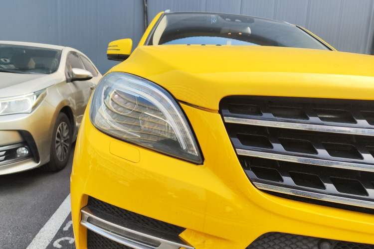 Used Mercedes-Benz M-Class 2012 ML 350 Luxury Edition Exterior 6