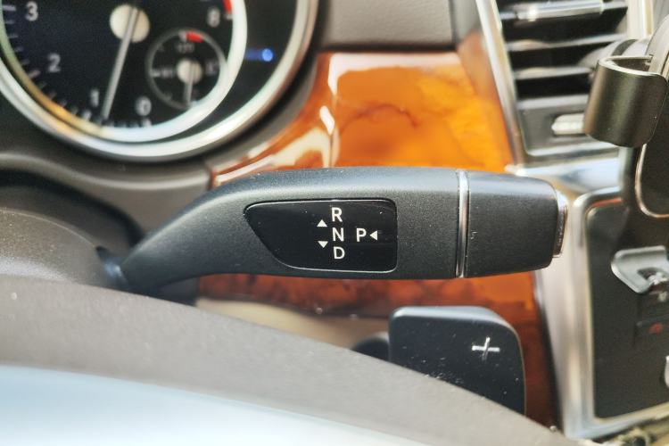 Used Mercedes-Benz M-Class 2012 ML 350 Luxury Edition Gear Lever