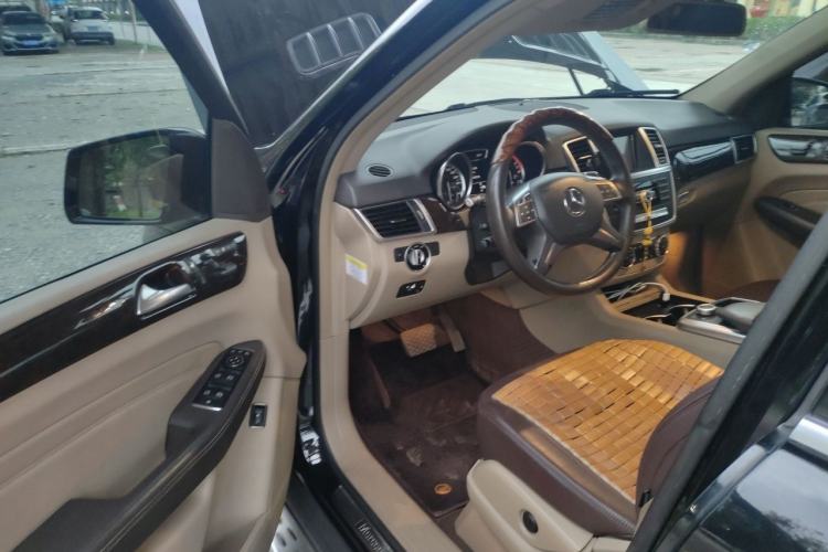 Used Mercedes-Benz M-Class  Driver Seat