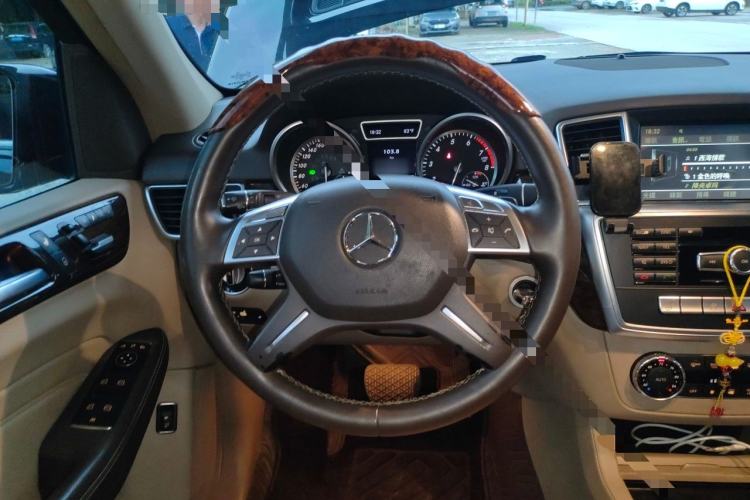 Used Mercedes-Benz M-Class  Steering Wheel