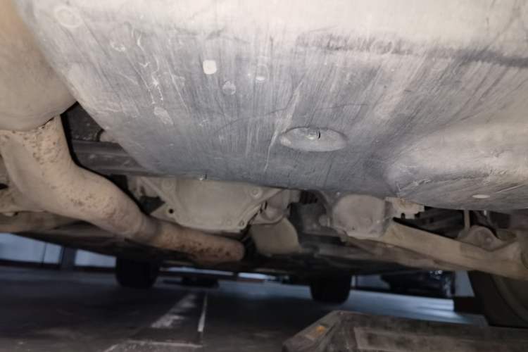 Used Mercedes-Benz M-Class  Chassis Rear