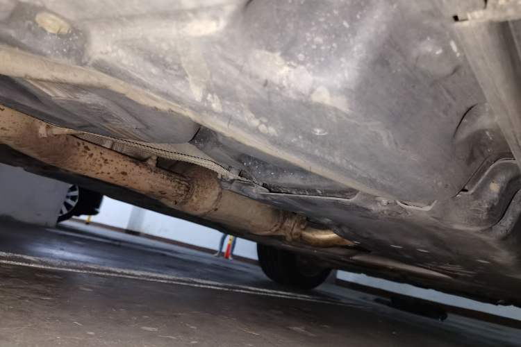 Used Mercedes-Benz M-Class  Chassis Rear Right