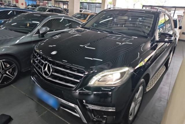 Used Mercedes-Benz M-Class 2014 ML 400 4MATIC Dynamic Model
