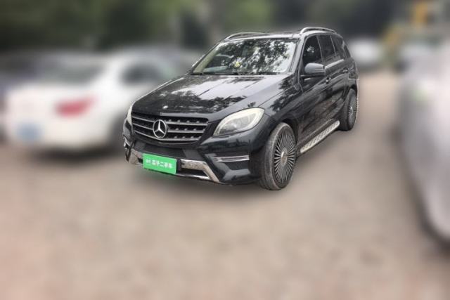 Used Mercedes-Benz M-Class 2014 ML 400 4MATIC Dynamic Model