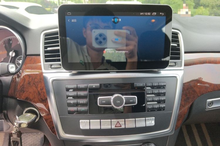 Used Mercedes-Benz M-Class 2014 ML 320 4MATIC Audio And AC Panel