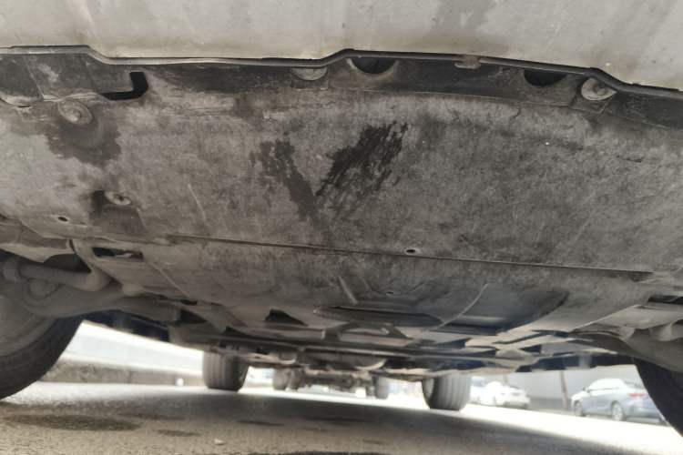 Used Mercedes-Benz M-Class 2014 ML 400 4MATIC Dynamic Model Chassis Front