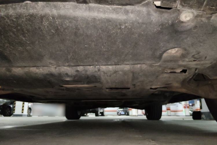 Used Mercedes-Benz M-Class 2014 ML 320 4MATIC Chassis Front