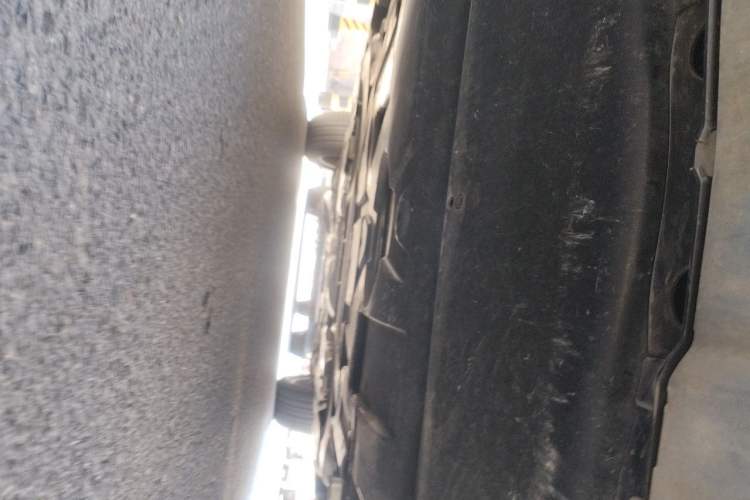 Used Mercedes-Benz M-Class 2014 ML 320 4MATIC Chassis Front
