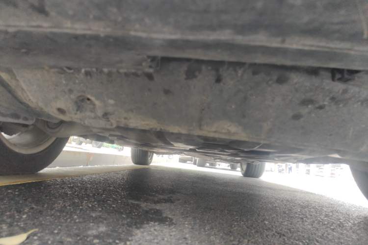 Used Mercedes-Benz M-Class 2014 ML 350 CDI 4MATIC Chassis Front