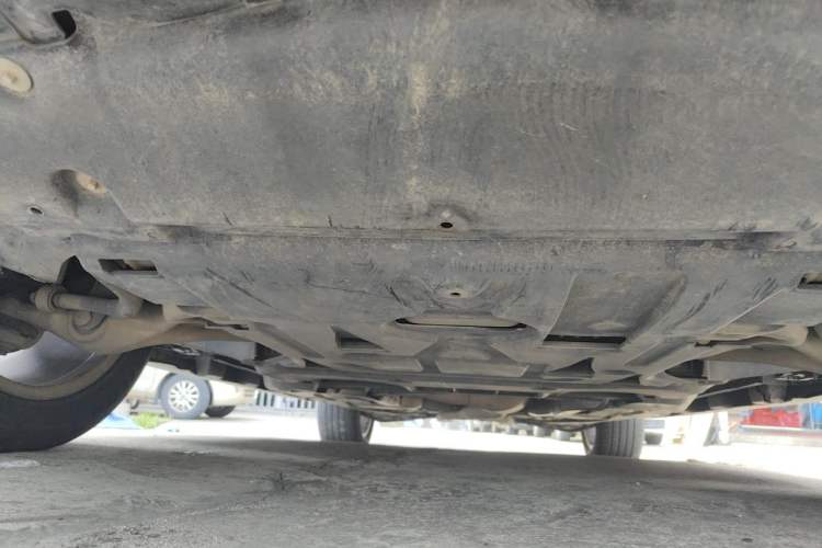 Used Mercedes-Benz M-Class 2014 ML 320 4MATIC Chassis Front